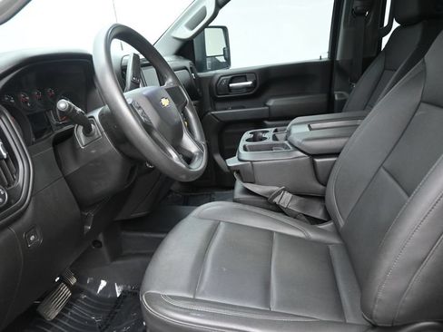 Used 2026 Chevrolet Silverado 3500 W/T AWD/4WD image 12