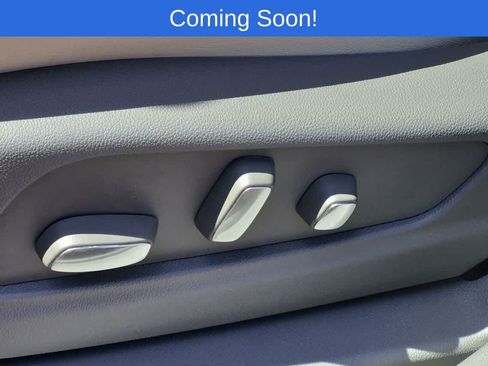 Used 2024 Cadillac XT5 Premium Luxury AWD/4WD image 17