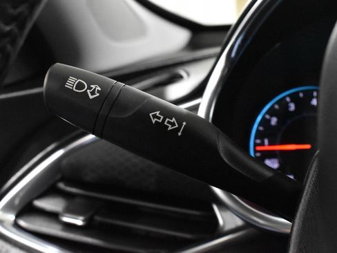 Used 2018 Chevrolet Malibu LT image 14