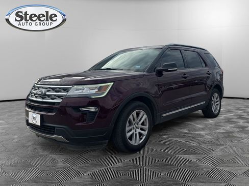 Used 2018 Ford Explorer XLT w/ Equipment Group 201A image 1