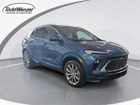 Certified 2024 Buick Encore GX Avenir w/ Avenir Convenience Package AWD/4WD image 1