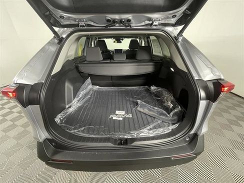 New 2025 Toyota RAV4 XLE image 20