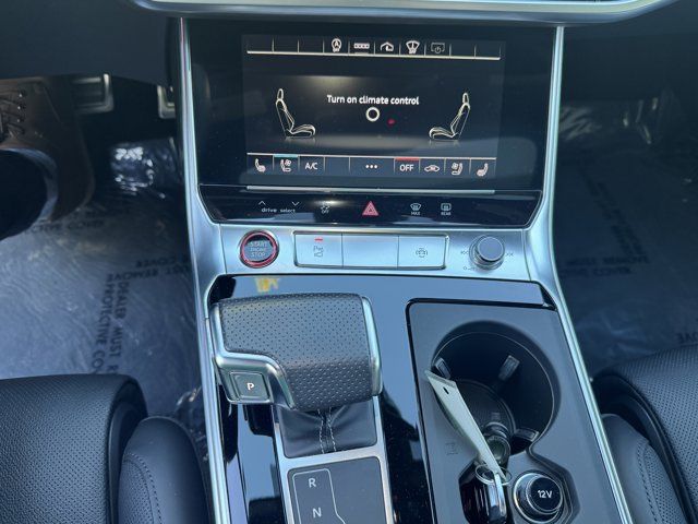 Certified 2022 Audi RS 6 AWD/4WD image 20