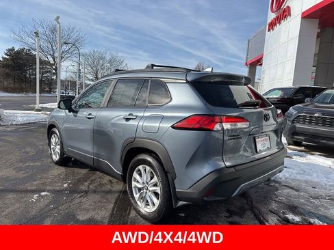 Certified 2023 Toyota Corolla Cross LE image 5