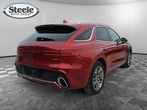Used 2025 Genesis GV70 2.5T AWD/4WD image 5