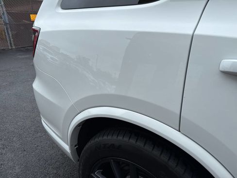 Used 2018 Dodge Durango SRT w/ SRT Interior Appearance Group image 25