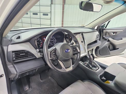 Used 2021 Subaru Outback Premium image 18