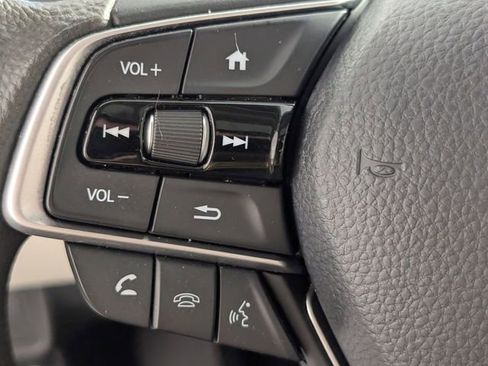 Used 2019 Honda Accord EX image 16