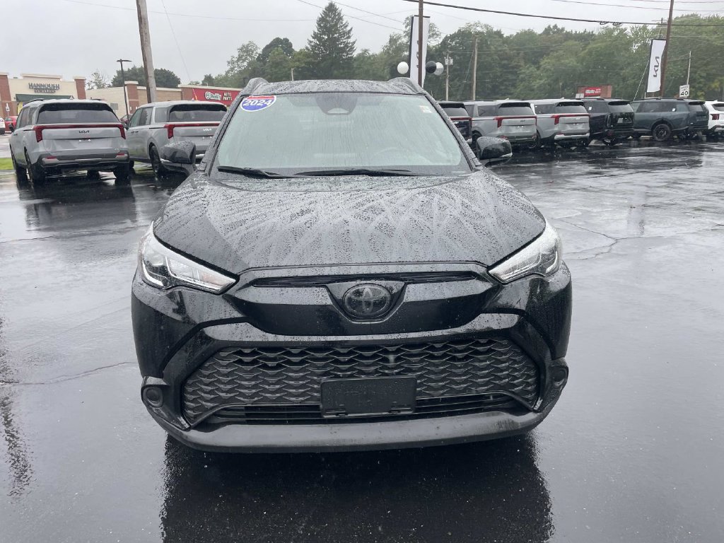 Used 2024 Toyota Corolla Cross AWD Hybrid w/ Moonroof Package image 11