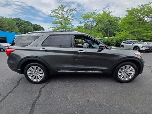 Used 2020 Ford Explorer Limited w/ Class III Trailer Tow Package AWD/4WD image 4