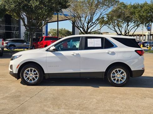 Used 2023 Chevrolet Equinox LT image 4