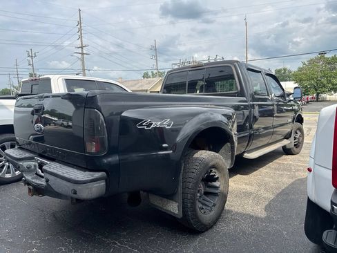 Used 2005 Ford F350 Lariat AWD/4WD image 6