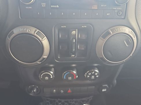 Used 2017 Jeep Wrangler Unlimited Sport w/ Quick Order Package 24S image 11