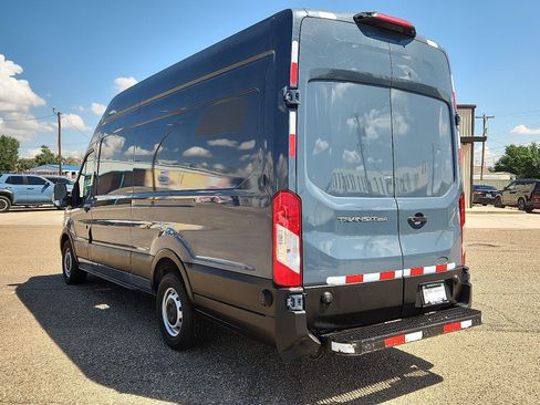 Used 2020 Ford Transit 250 148 High Roof Extended RWD image 3