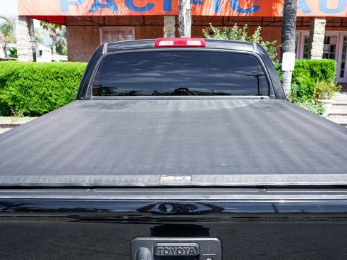 Used 2017 Toyota Tundra SR5 w/ TRD Off Road Package AWD/4WD image 8