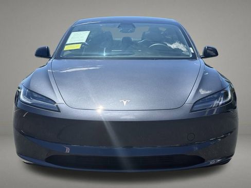 Used 2025 Tesla Model 3 Long Range image 9