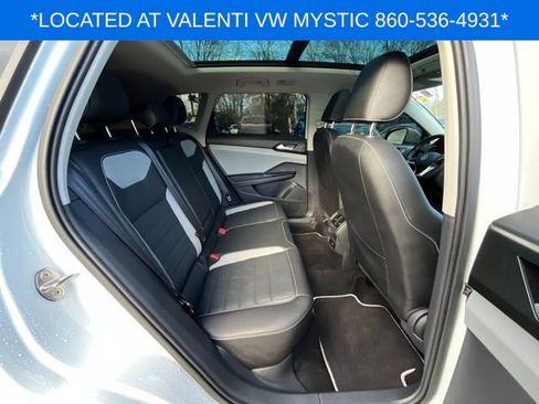 Certified 2023 Volkswagen Taos SEL image 19