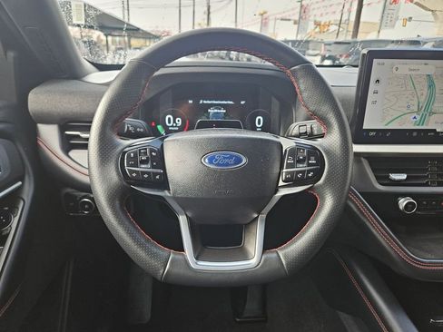 Used 2025 Ford Explorer ST-Line w/ ST-Line Street Pack image 22