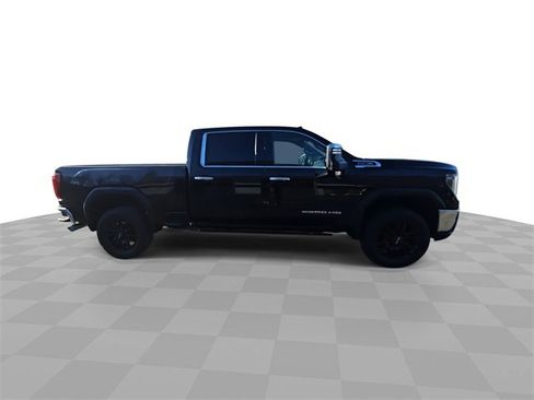 Used 2021 GMC Sierra 2500 SLT w/ SLT Preferred Package image 9