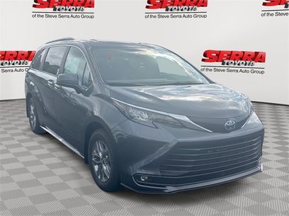 New 2025 Toyota Sienna XLE w/ XLE Plus Package