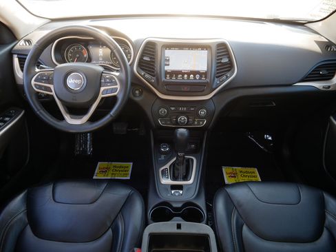 Used 2017 Jeep Cherokee Limited w/ Trailer Tow Group image 10