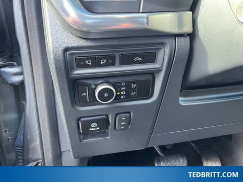 Used 2023 Ford F150 Lariat w/ Equipment Group 502A High image 42