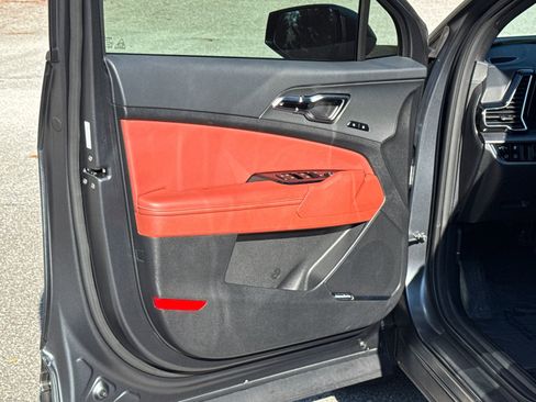 Used 2024 Kia Sportage SX Prestige image 10