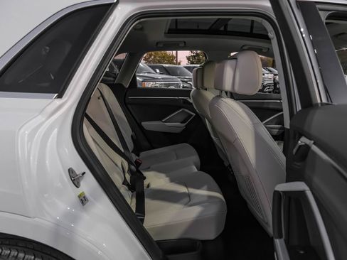 Used 2021 Audi Q3 2.0T Premium w/ Convenience Package image 37