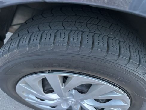 Used 2019 Toyota Corolla LE image 7