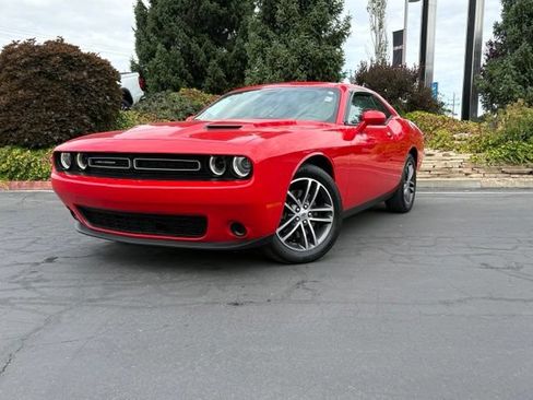 Used 2019 Dodge Challenger SXT AWD/4WD image 1