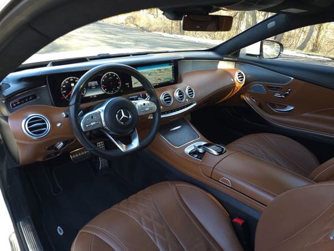 Used 2021 Mercedes-Benz S 560 4MATIC Coupe image 2