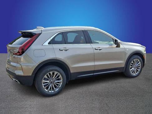 Certified 2025 Cadillac XT4 Premium Luxury FWD image 5