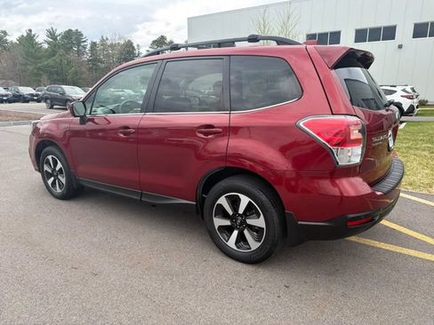 Used 2017 Subaru Forester 2.5i Limited AWD/4WD image 7