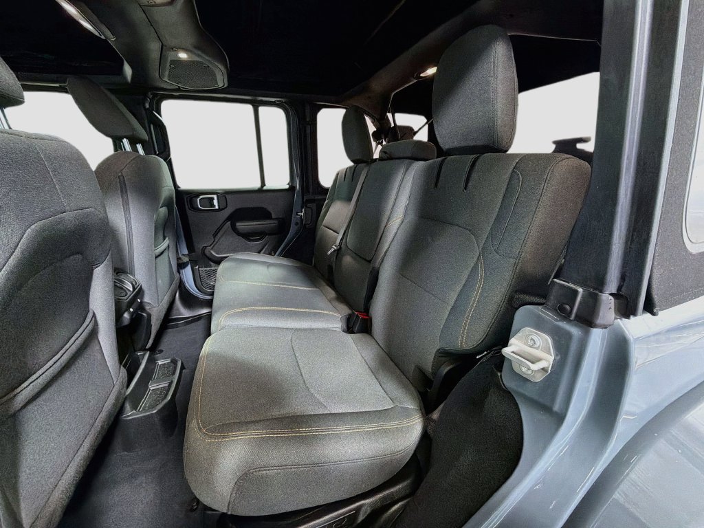 Used 2024 Jeep Wrangler Unlimited w/ Convenience Group AWD/4WD image 24
