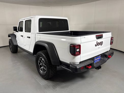 New 2026 Jeep Gladiator Rubicon w/ Steel Power Dome Hood Package AWD/4WD image 6