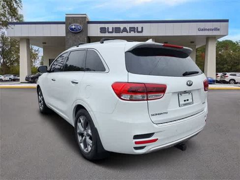 Used 2017 Kia Sorento SX image 4