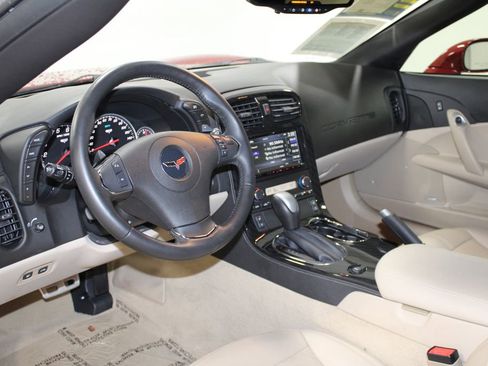 Used 2013 Chevrolet Corvette Coupe w/ 3LT Preferred Equipment Group image 21