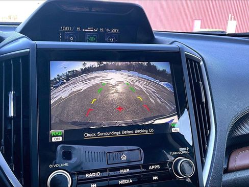 Used 2024 Subaru Forester Touring image 27