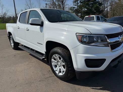 Used 2018 Chevrolet Colorado LT AWD/4WD image 12