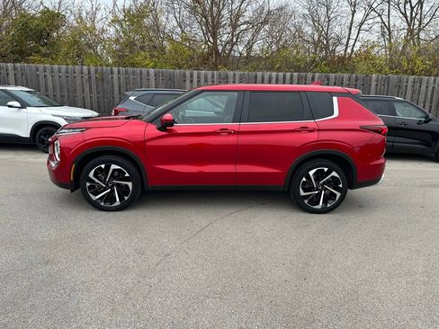 Used 2024 Mitsubishi Outlander SE image 4