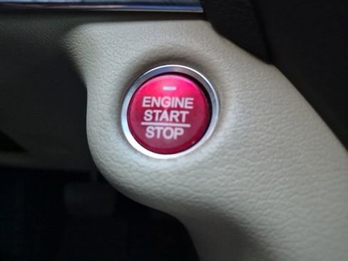 Used 2017 Acura MDX SH-AWD w/ Technology Package image 29