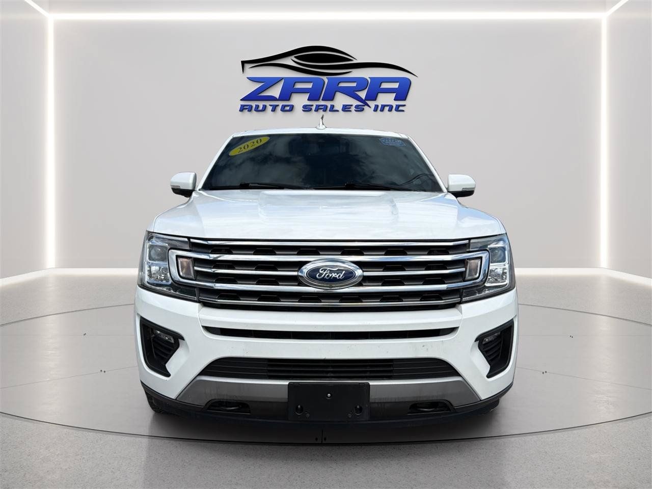 Used 2020 Ford Expedition Max XLT w/ Equipment Group 202A AWD/4WD image 2
