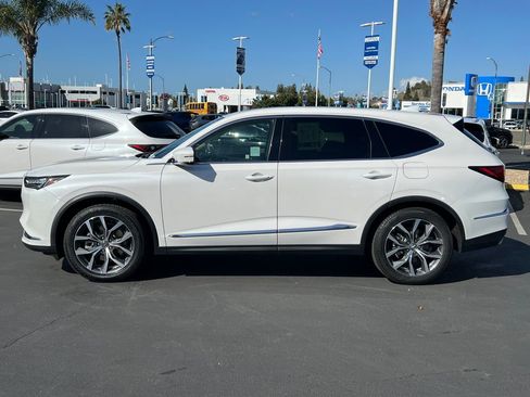 Certified 2023 Acura MDX SH-AWD w/ Technology Package image 7