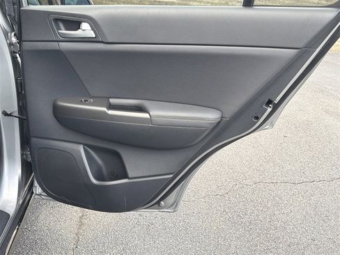 Used 2021 Kia Sportage S image 15