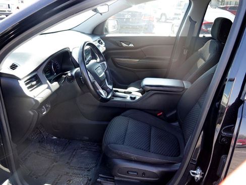 Used 2019 GMC Acadia SLE image 18