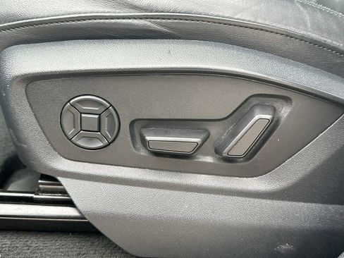 Used 2022 Audi Q7 3.0T Premium Plus image 14