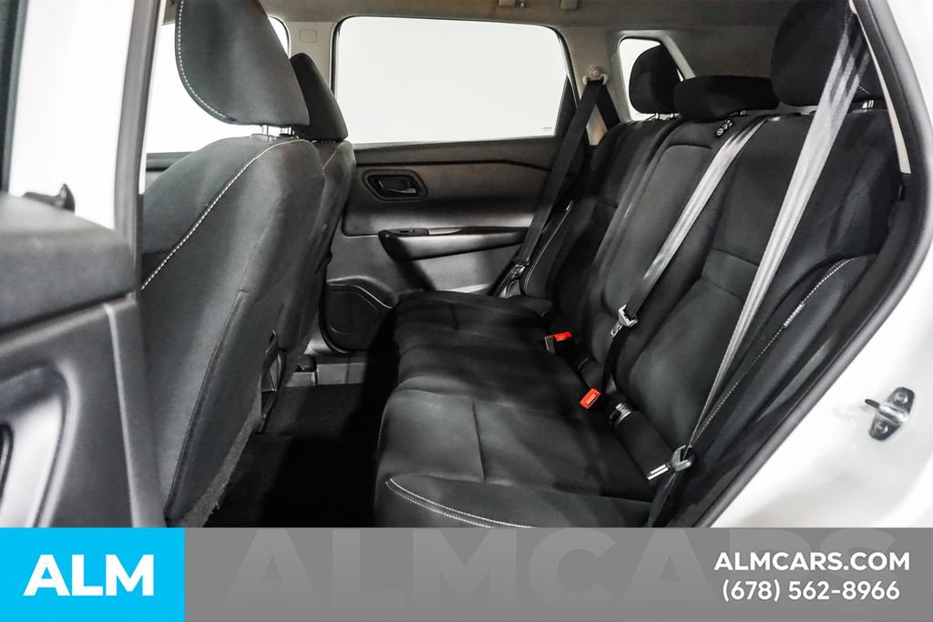 Used 2024 Nissan Rogue S FWD image 15