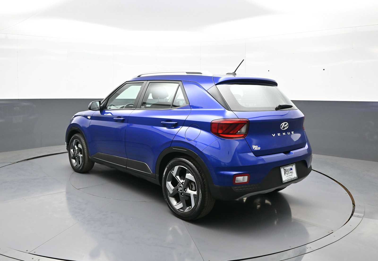Certified 2023 Hyundai Venue SEL w/ Cargo Package FWD image 8