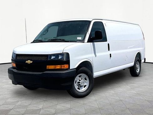 New 2026 Chevrolet Express 2500 Extended w/ Driver Convenience Package RWD image 3