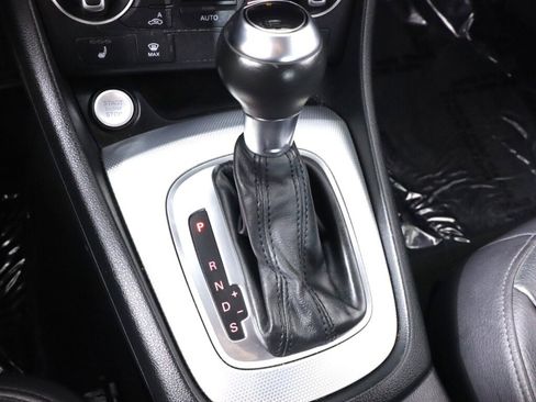 Used 2018 Audi Q3 2.0T Premium Plus image 24